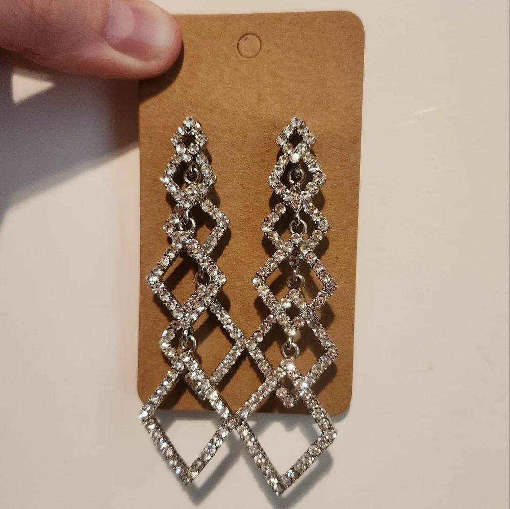 3” 2 Tier Diamond Shaped Rhinestone Dangle Earring Clear Silicone Back Stopper